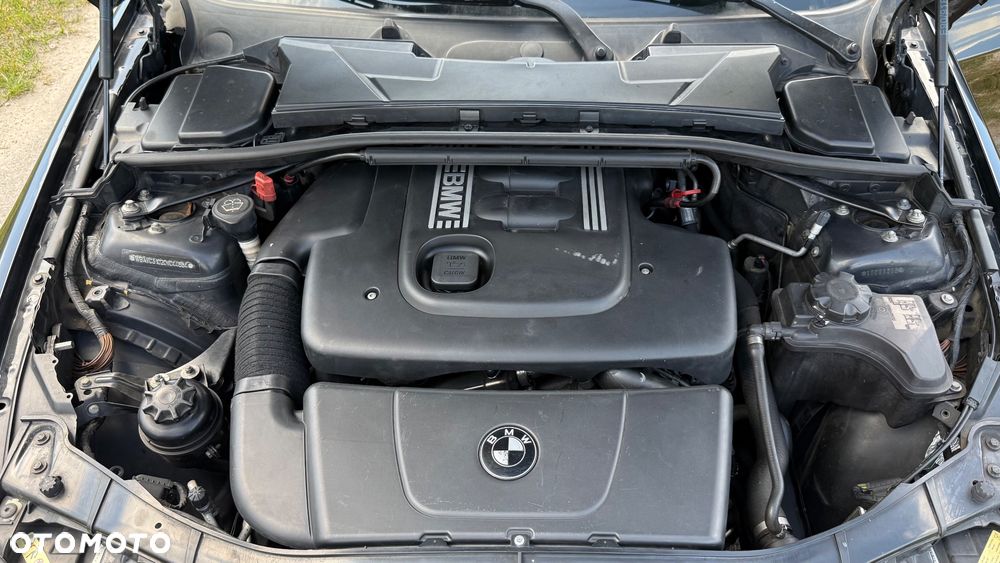 BMW Seria 3 320d - 36