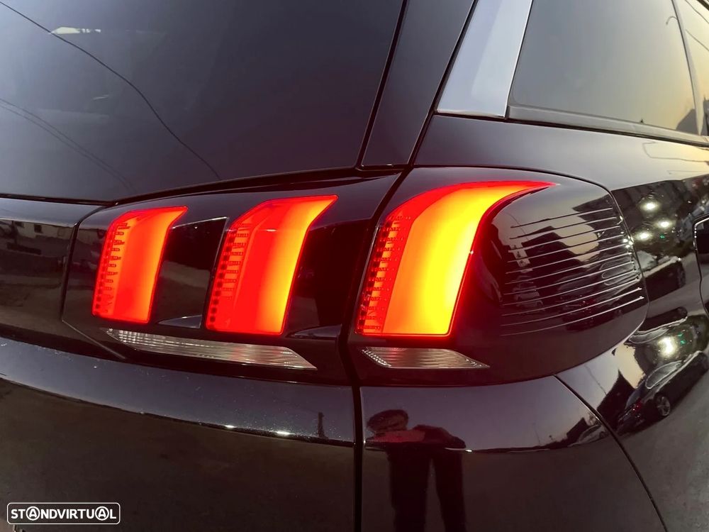 Peugeot 5008 BlueHDI 130 EAT8 Crossway - 29