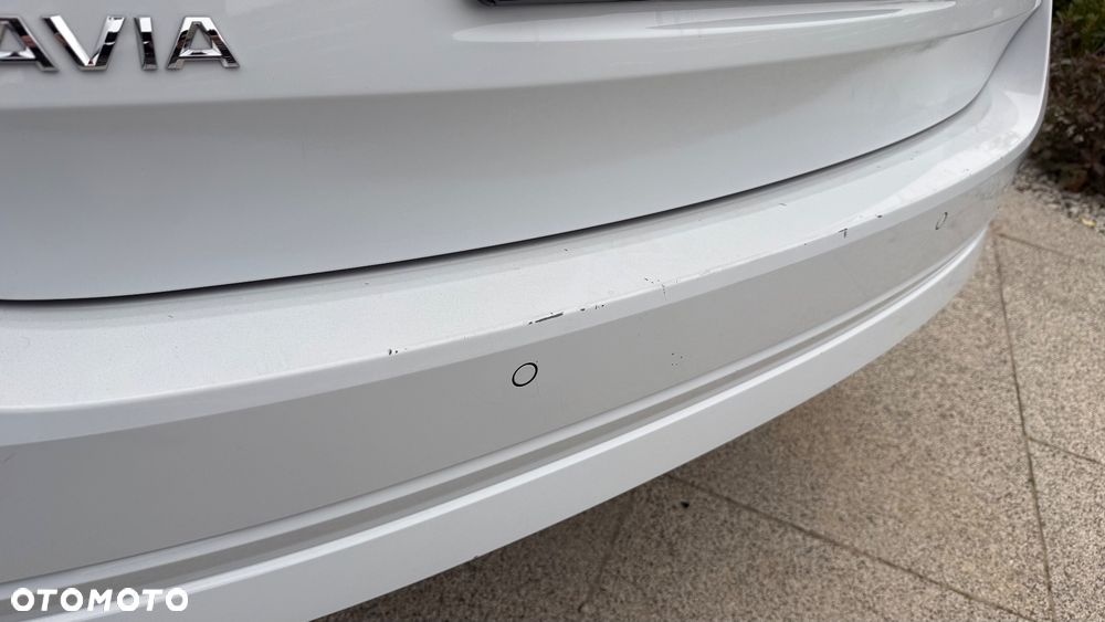 Skoda Octavia 2.0 TDI Ambition DSG - 17