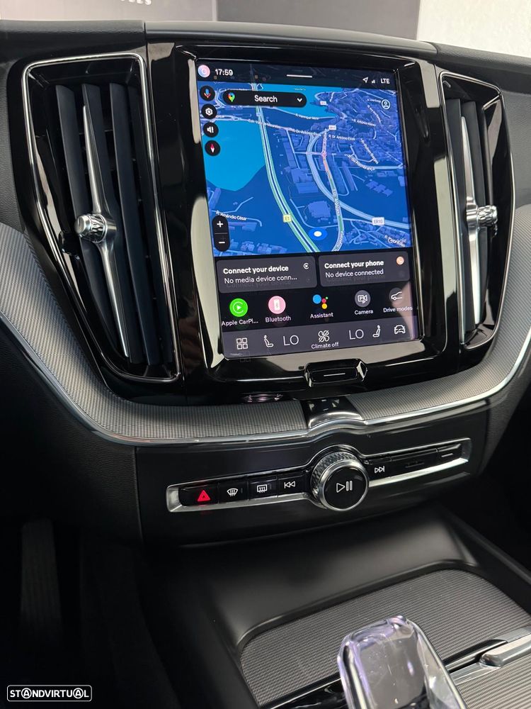 Volvo XC 60 2.0 T6 PHEV Black Edition AWD - 28