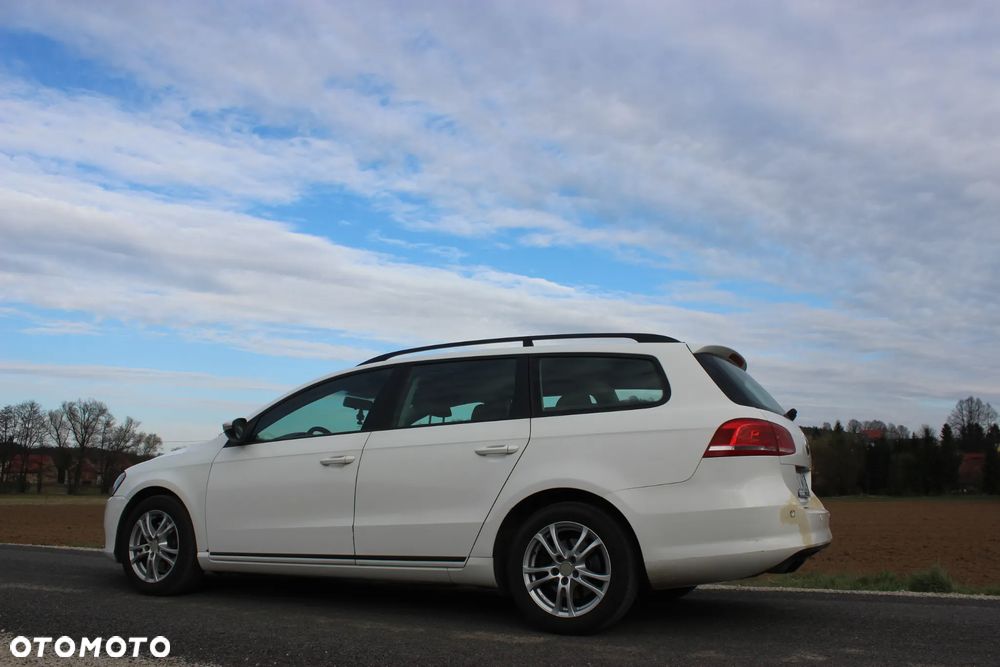 Volkswagen Passat - 10