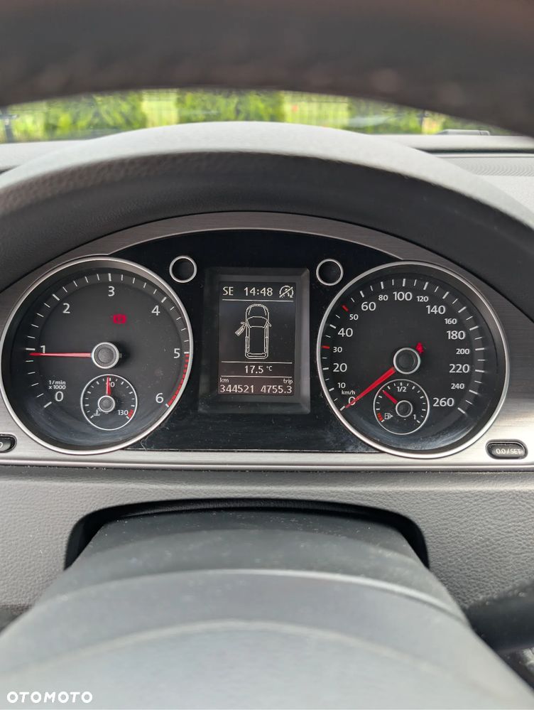 Volkswagen Passat 2.0 Blue TDI SCR Comfortline - 15