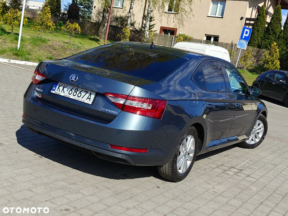 Skoda Superb 1.8 TSI Ambition - 4