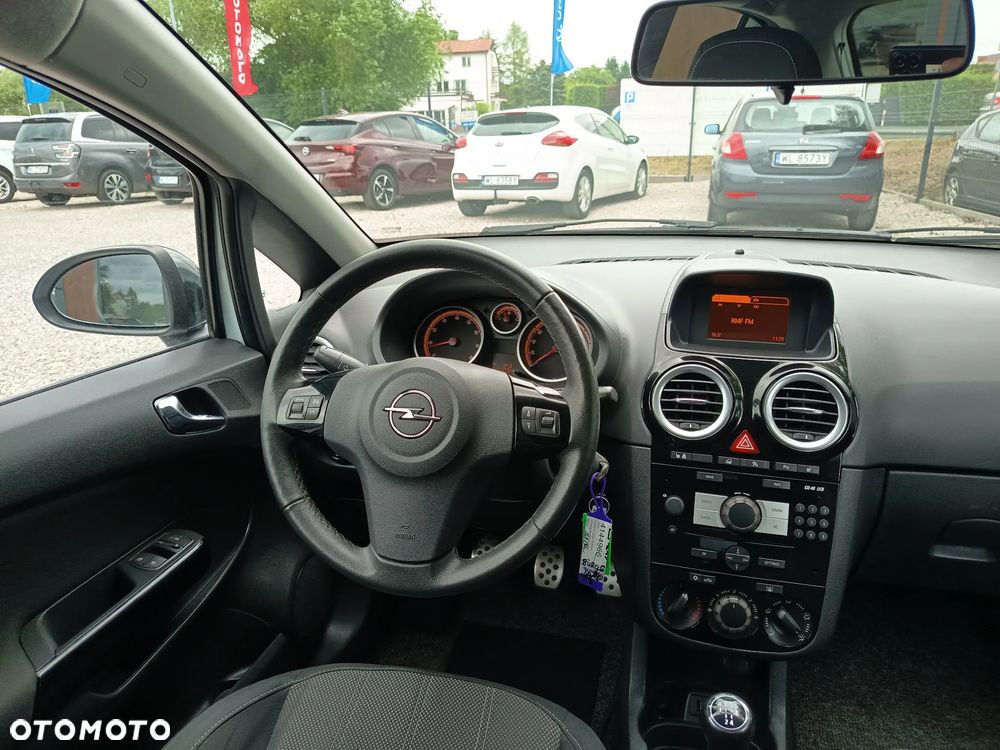Opel Corsa 1.4 16V Active - 21