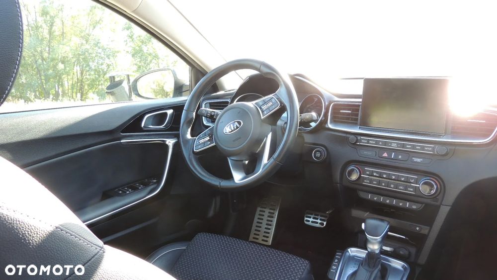 Kia Ceed 1.4 T-GDI L Business Line DCT - 6