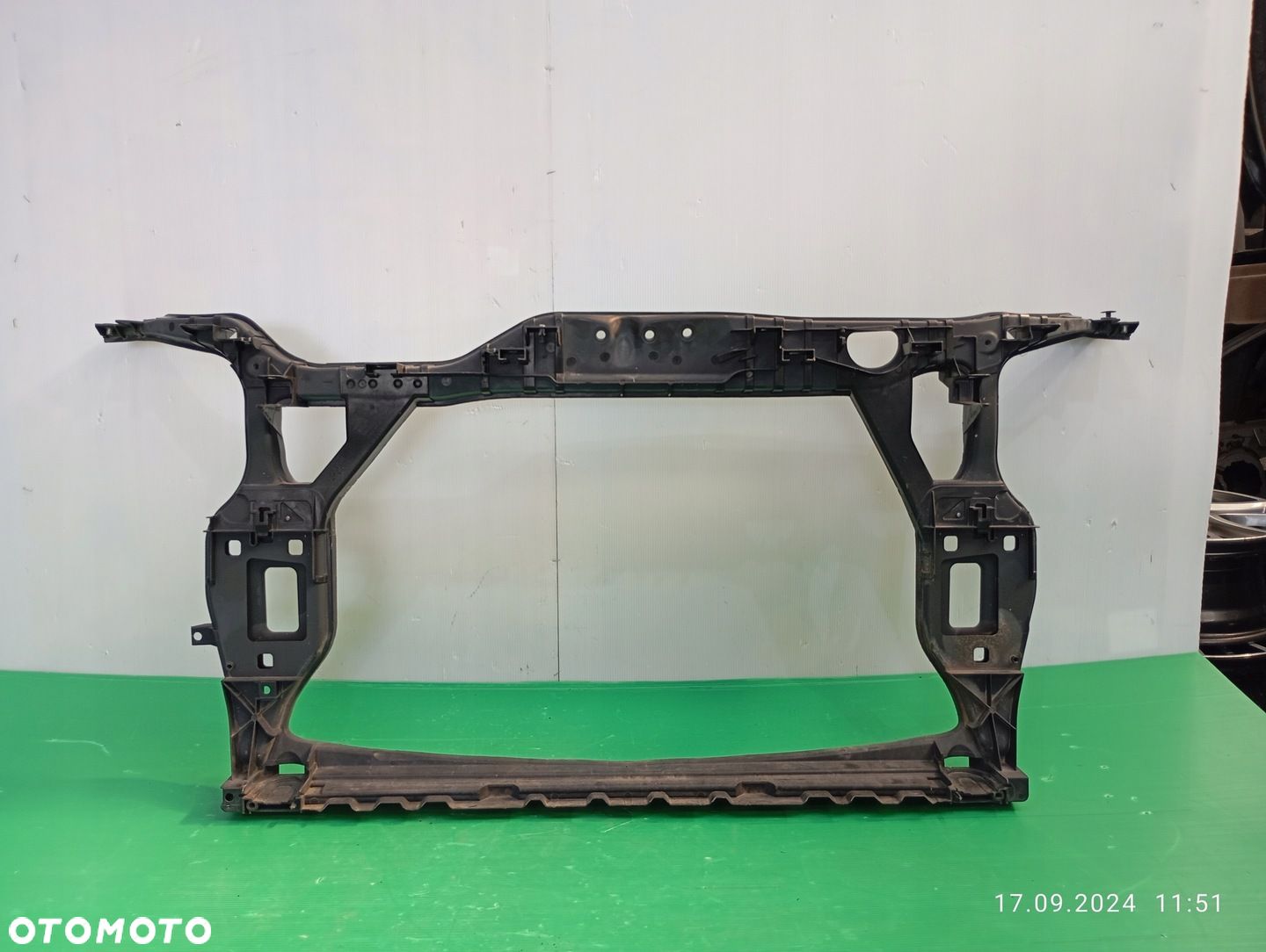 PAS PRZEDNI WZMOCNIENIE AUDI Q5 I 08-16r 8R0805594C - 1