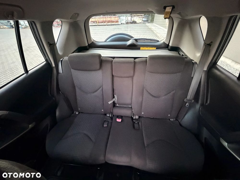 Toyota RAV4 2.2 D-4D X - 17