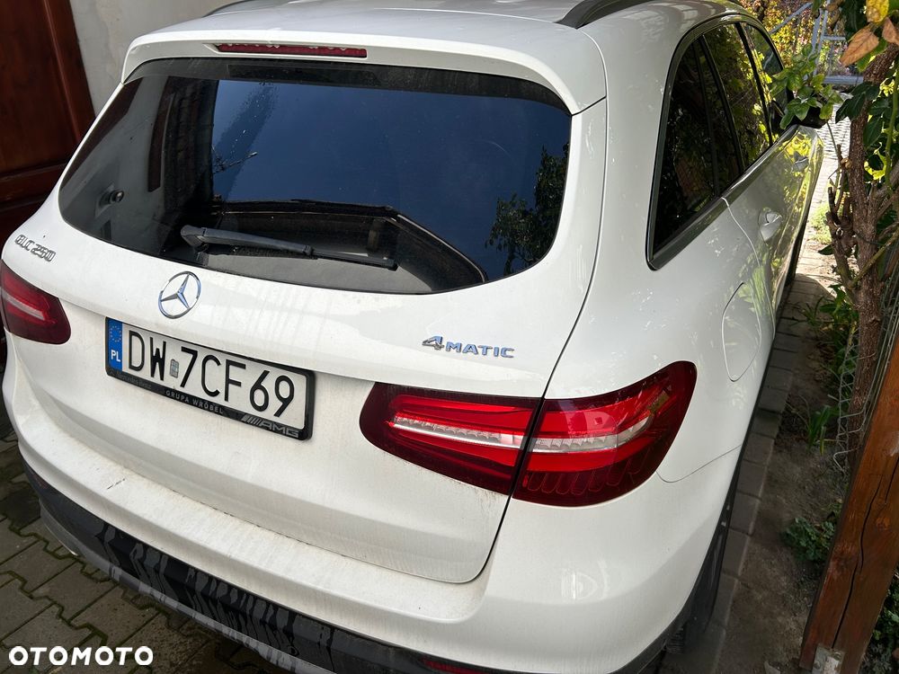 Mercedes-Benz GLC 250 4-Matic - 6