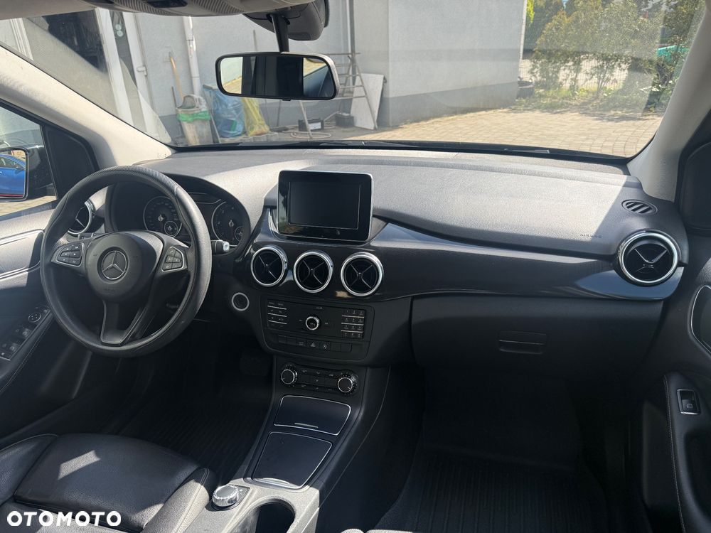 Mercedes-Benz Klasa B 200 d 7G-DCT Edition - 26
