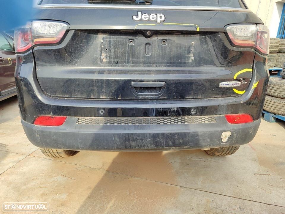 PARA-CHOQUES TRASEIRO JEEP COMPASS MP - 1