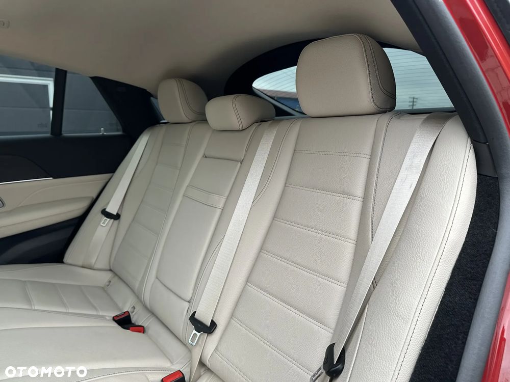 Mercedes-Benz GLE - 12