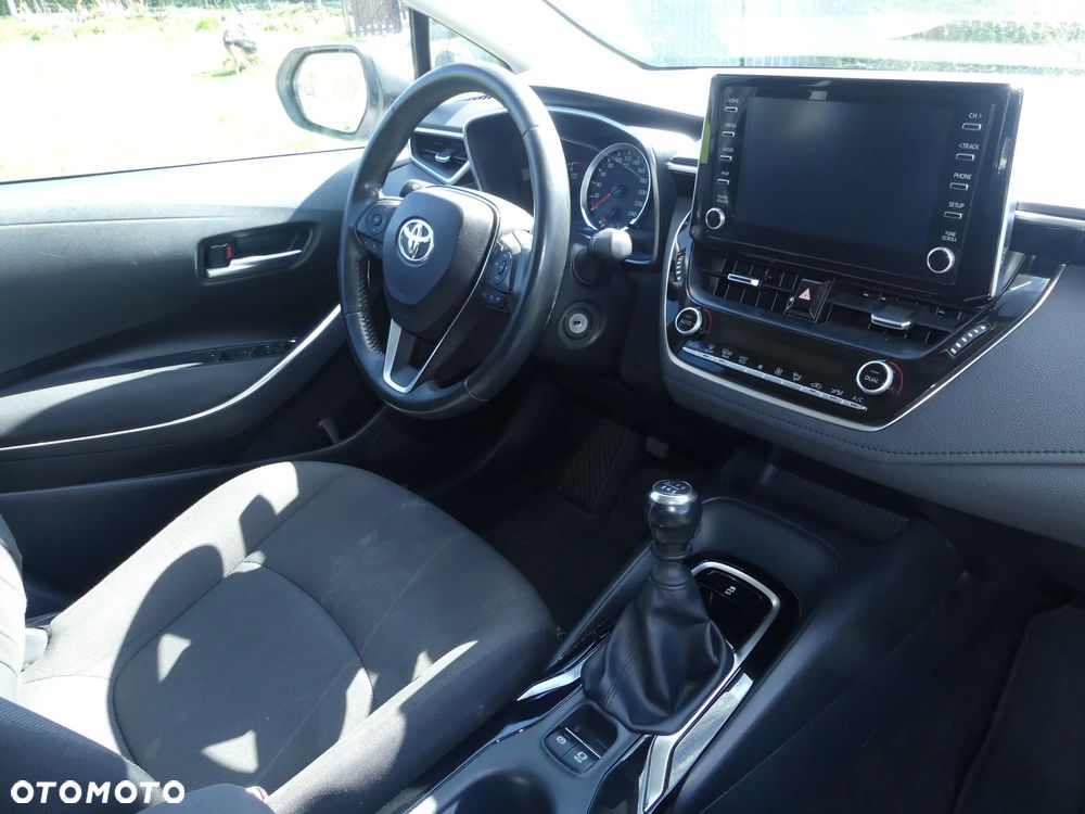 Toyota Corolla 1.5 Comfort - 33