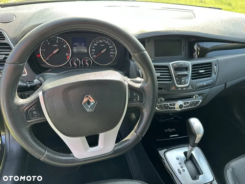 Renault Laguna 2.0 dCi FAP Initiale - 9