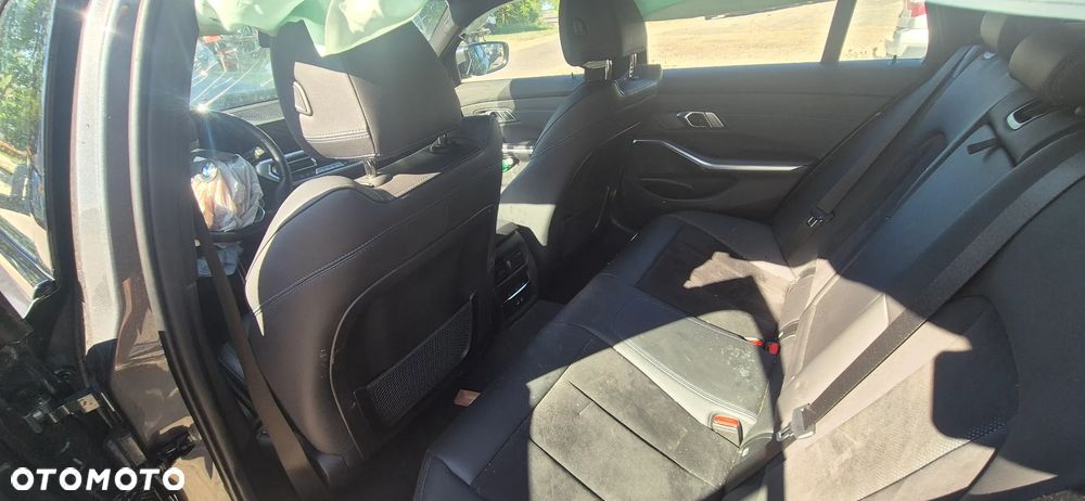 BMW Seria 3 - 24