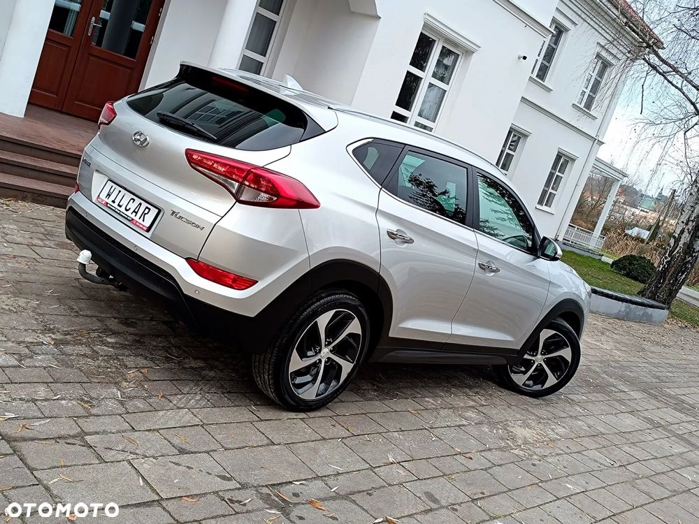 Hyundai Tucson 1.7 CRDI BlueDrive GO 2WD - 12