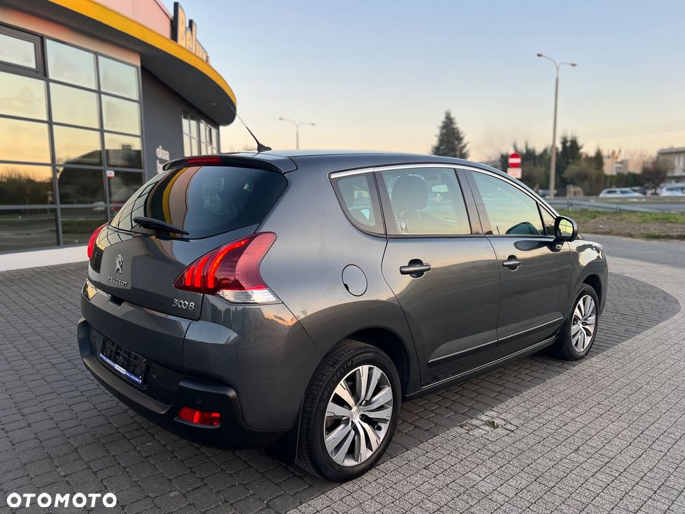 Peugeot 3008 HDi 115 Allure - 22