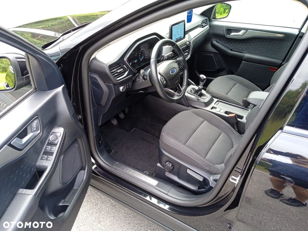 Ford Kuga 1.5 EcoBoost FWD Titanium ASS MMT6 - 11
