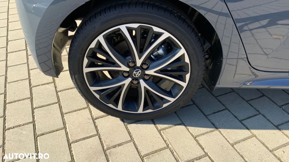 Toyota Yaris 1.5 116 CP HEV Dynamic - 28