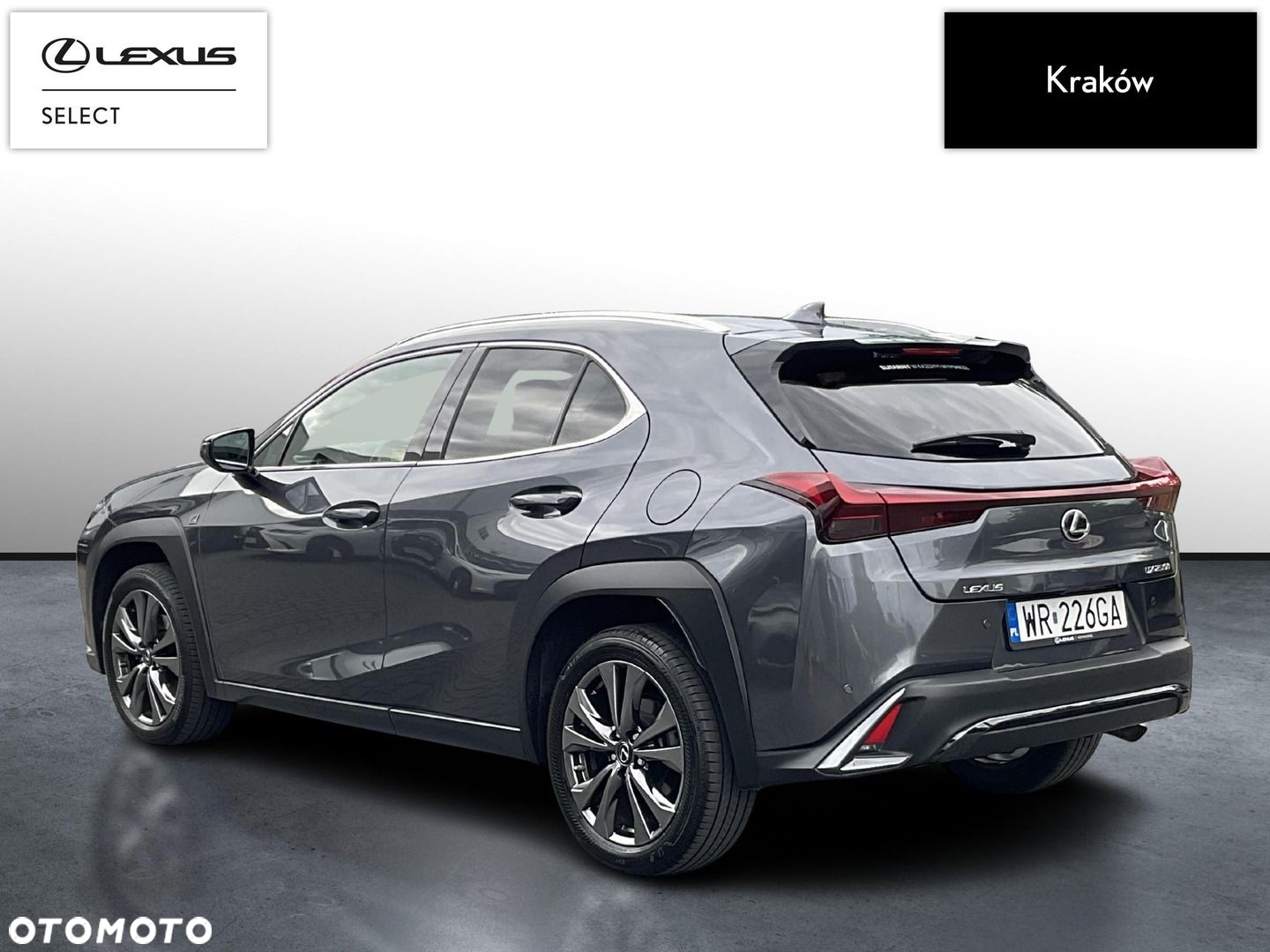 Lexus UX - 3
