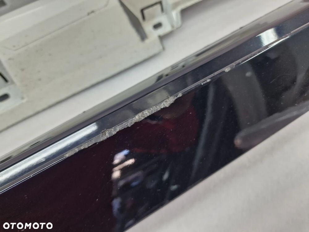 VW PASSAT B8 3G0 14- PRAWA LISTWA PROGOWA / NAKŁADKA PROGU , CZARNA , BIAŁA , SREBRNA , NR 3G0853858F , NR AUKCJI PR347 - 5