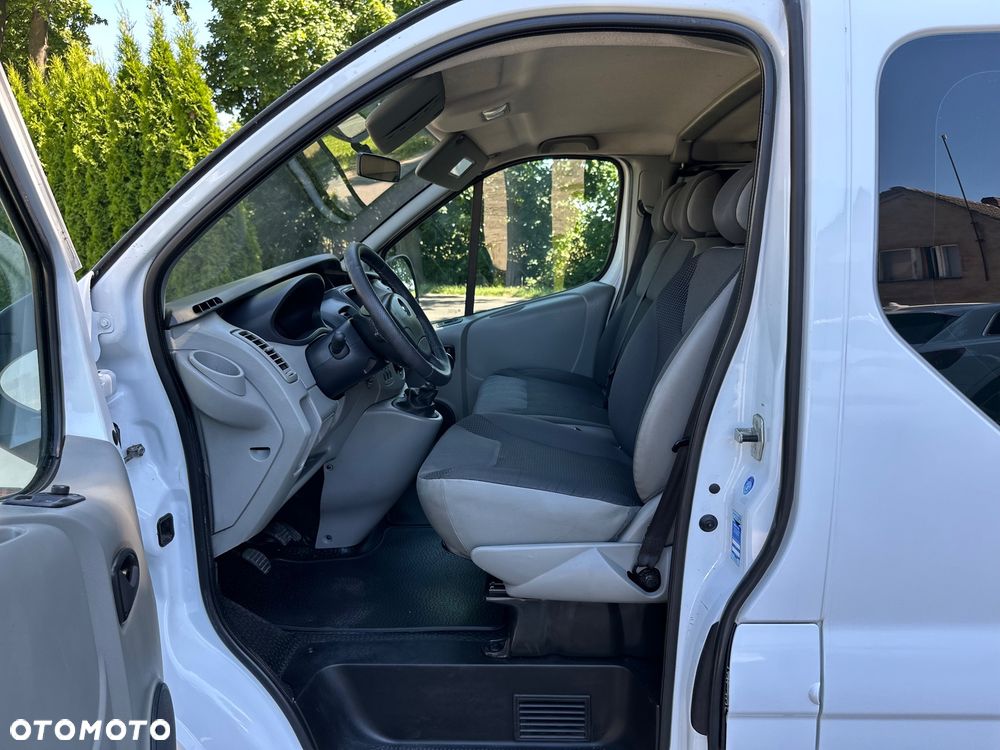 Renault Trafic - 8