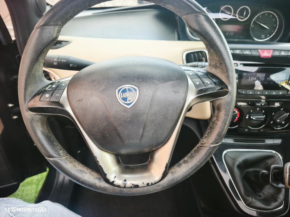 Lancia Ypsilon 1.2 S&S Gold - 8