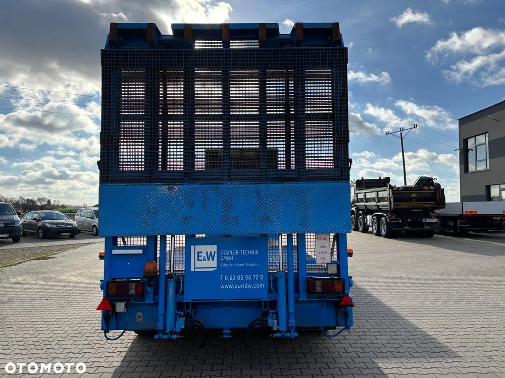 Langendorf SATBUE 20 , 2 osie skrętne , naczepa do przewozu wózków widłowych, maszyn rolniczych, maszyn budowlanych , ciągników rolniczych , ciągników siodłowych , pomoc drogowa , wciągarka, własna hydraulika, skoładany hydraulicznei pomost , - 6