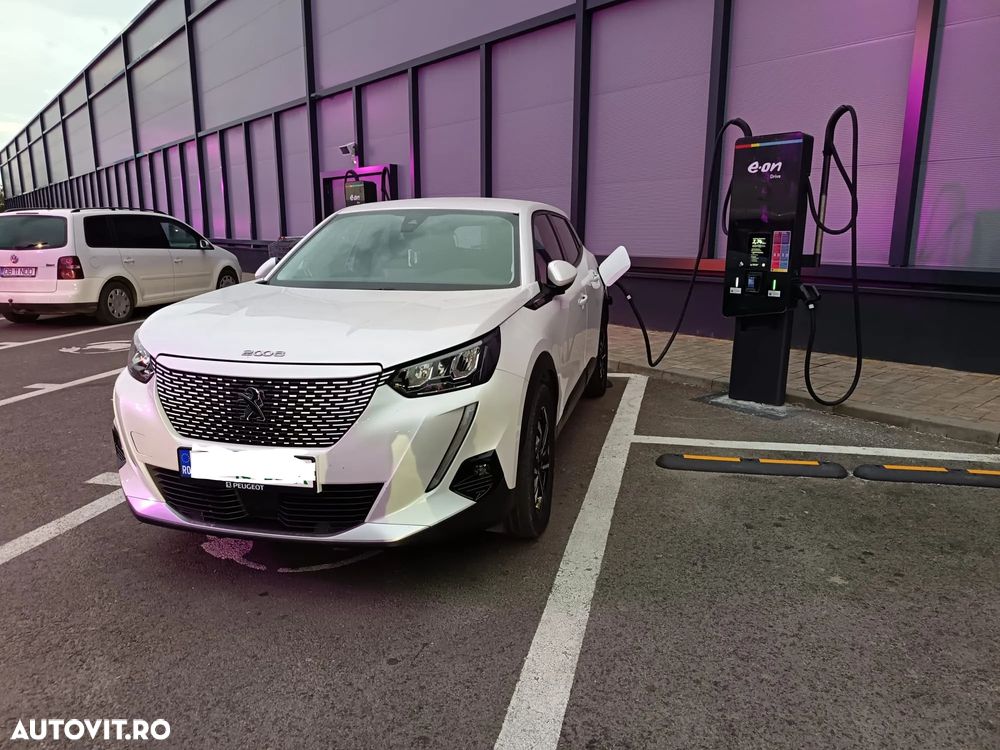 PEUGEOT 2008 2021