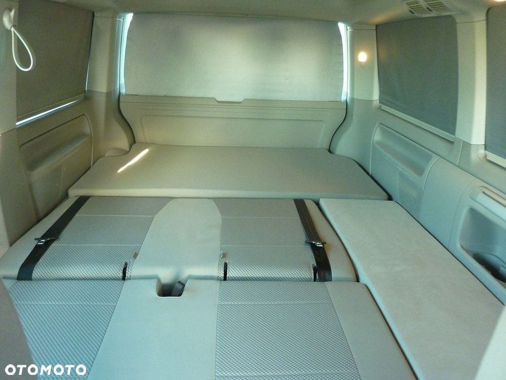 Volkswagen California - 24