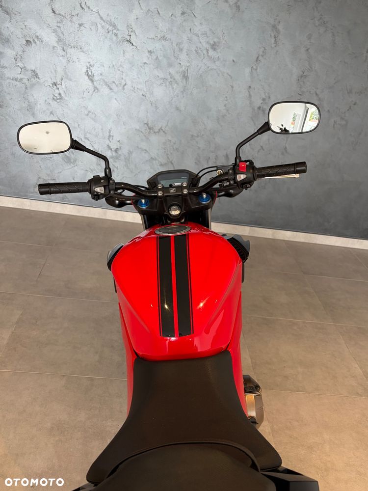 Honda CB - 15