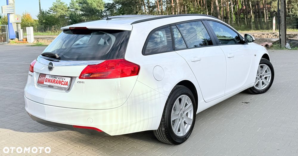 Opel Insignia - 12