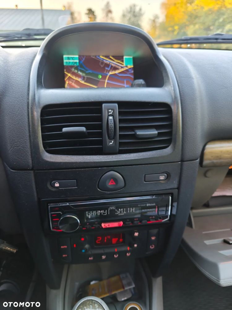 Renault Clio 1.6 16V Initiale - 17