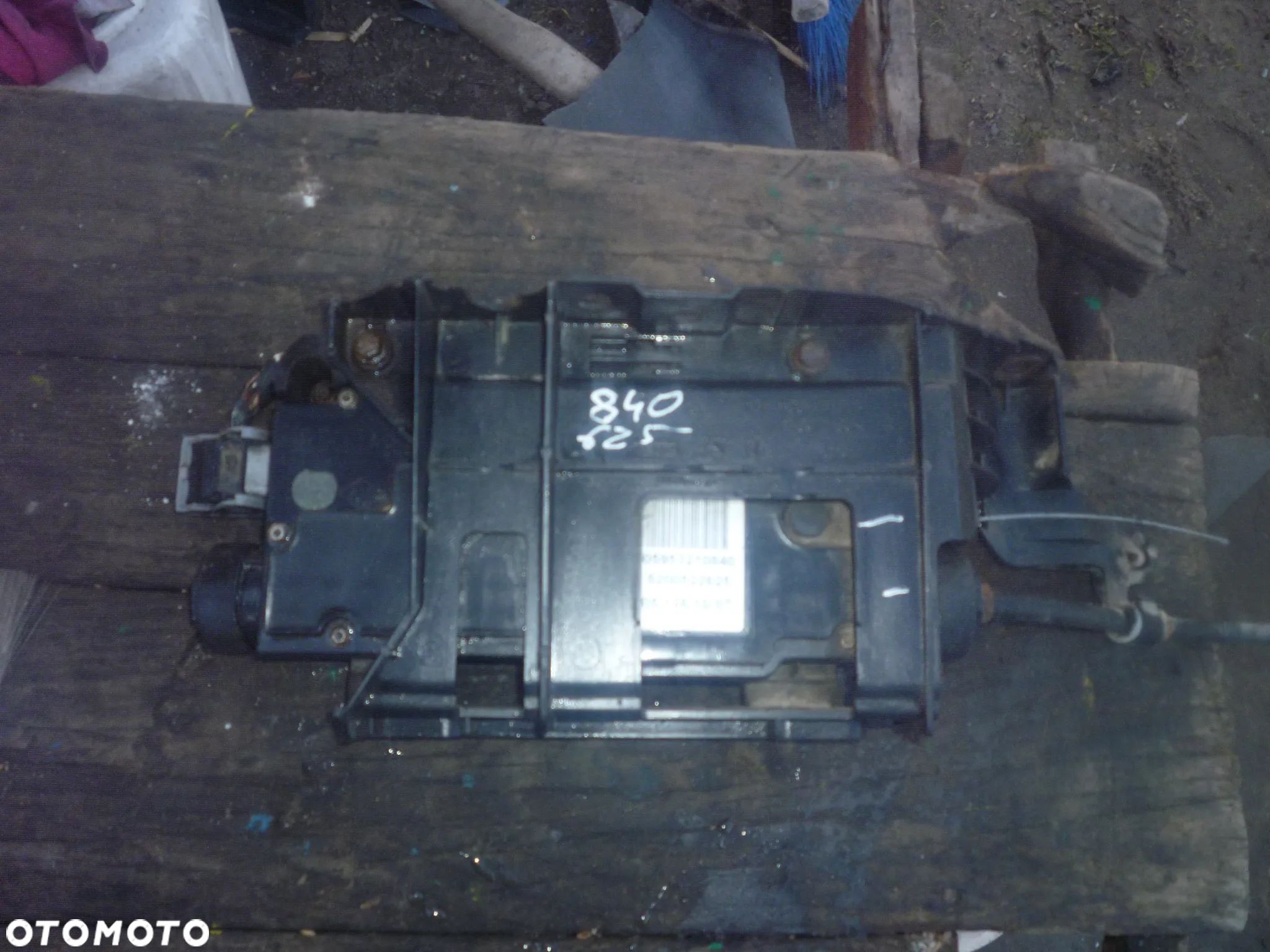 Hamulec ręczny elektryczny Renault Scenic II 820052262505953210840 - 1