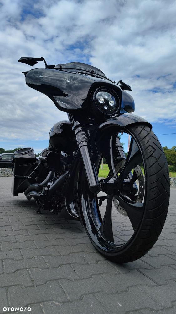 Harley-Davidson Touring Street Glide - 1