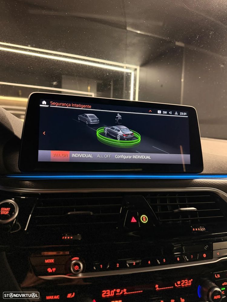 BMW 520 e Pack M - 21