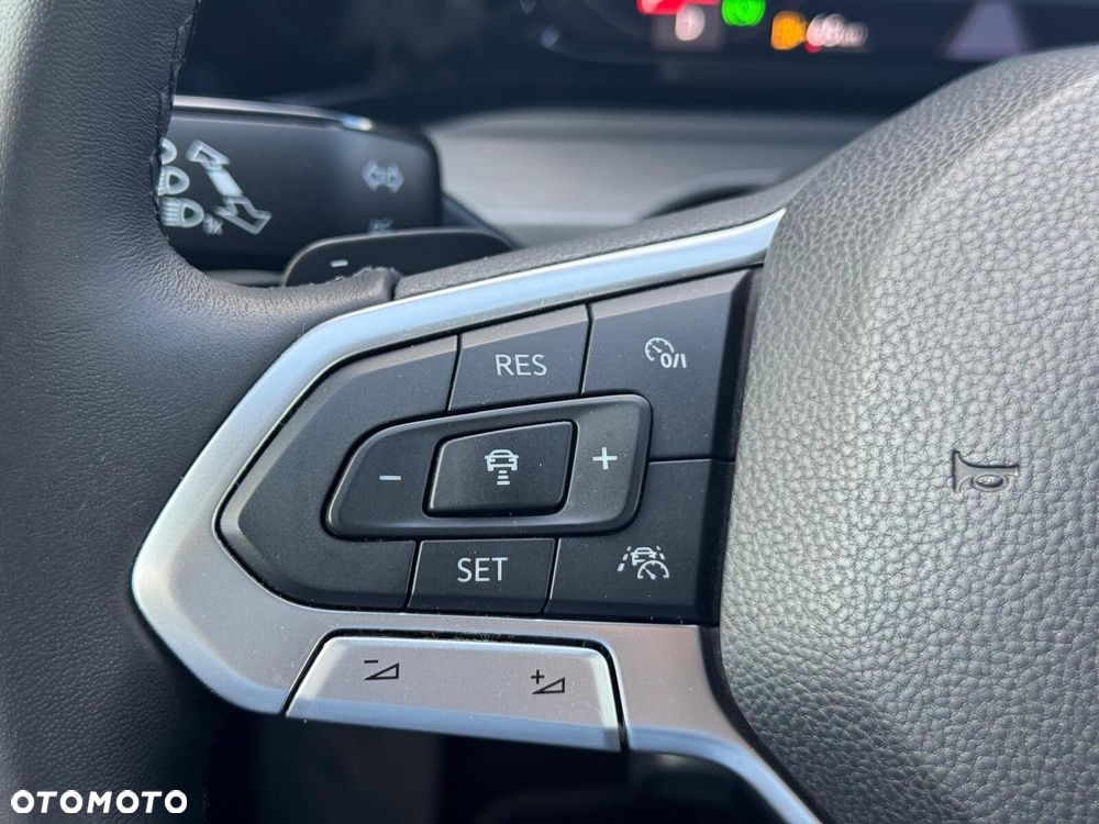 Volkswagen Golf Variant 2.0 TDI Style DSG - 23