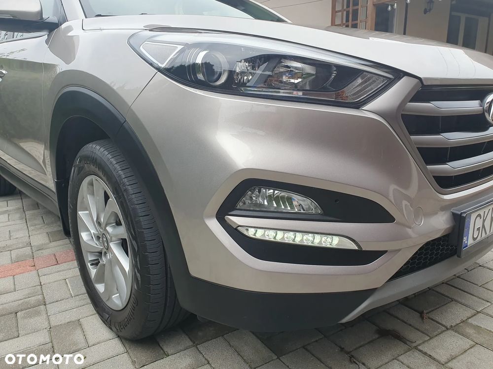 Hyundai Tucson 1.7 CRDI BlueDrive Classic 2WD - 9