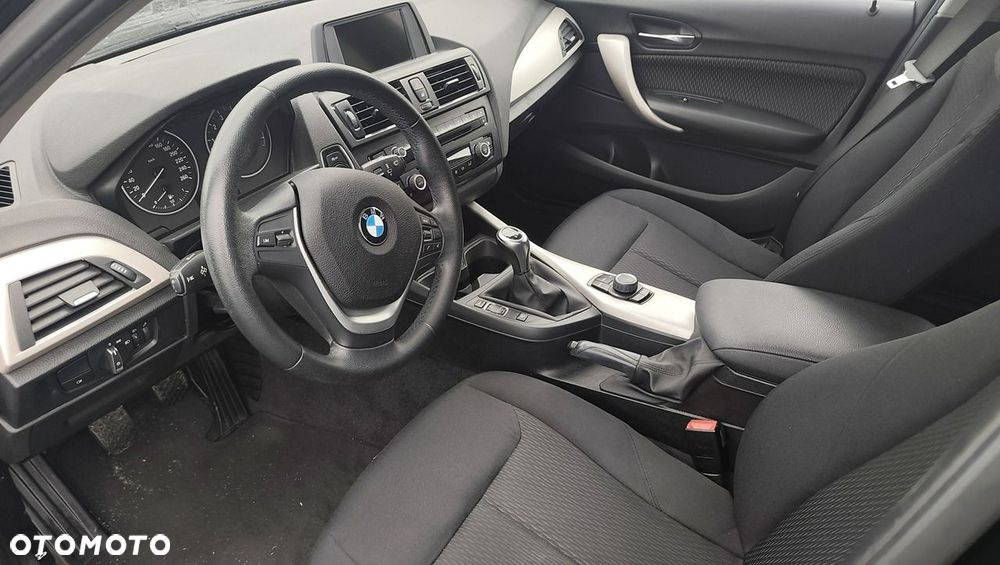 BMW Seria 1 116i Sport Line - 12