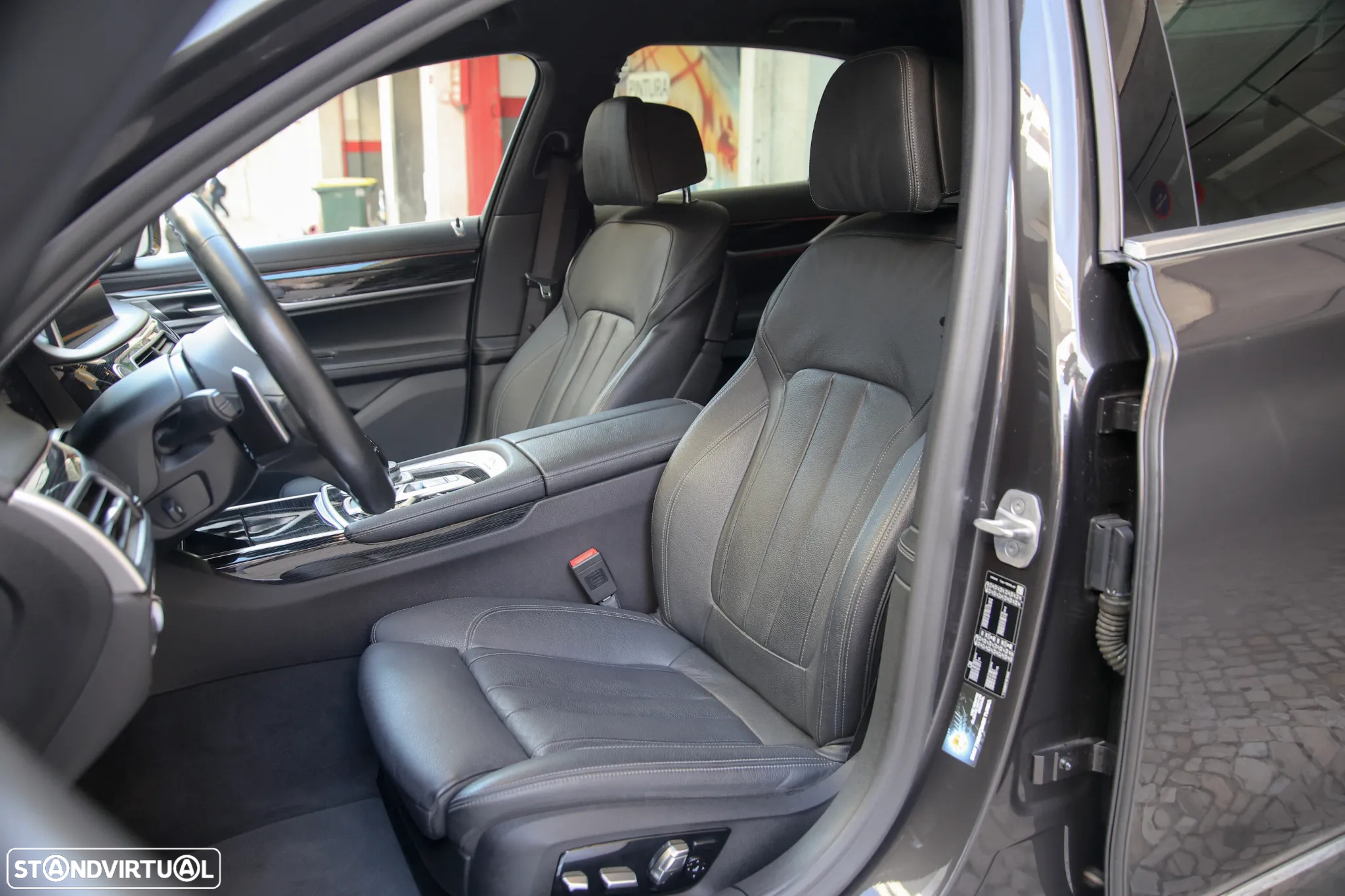 BMW 730 d Auto - 12