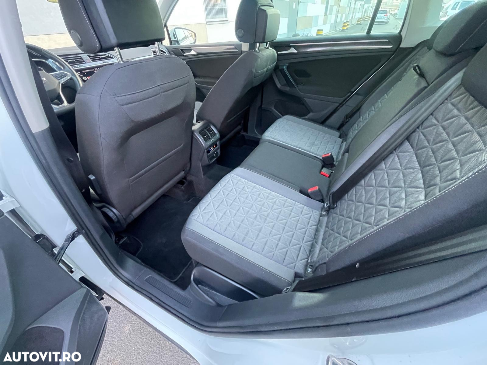Volkswagen Tiguan 2.0 TDI DSG Elegance - 14