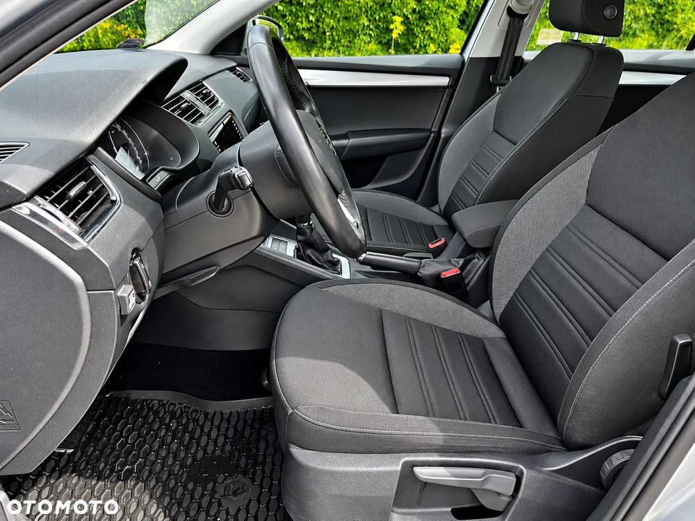 Skoda Octavia 1.4 TSI Ambition - 11