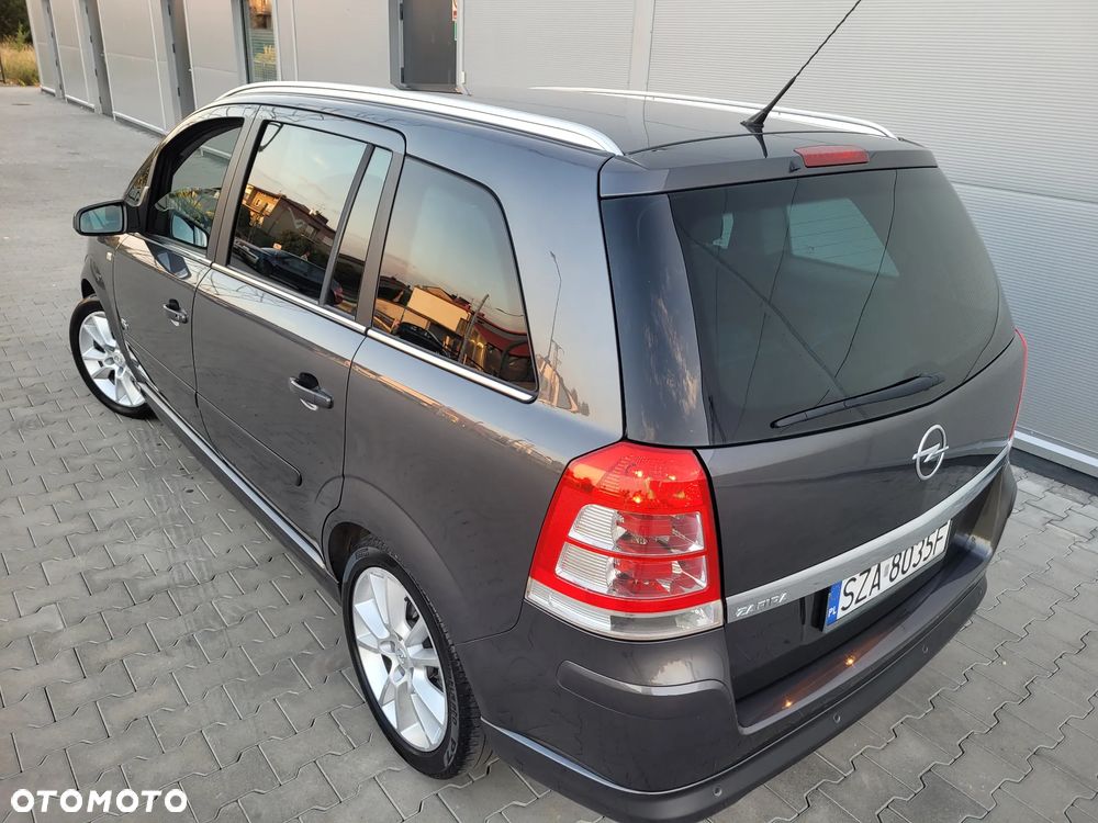 Opel Zafira 1.8 Sport - 8