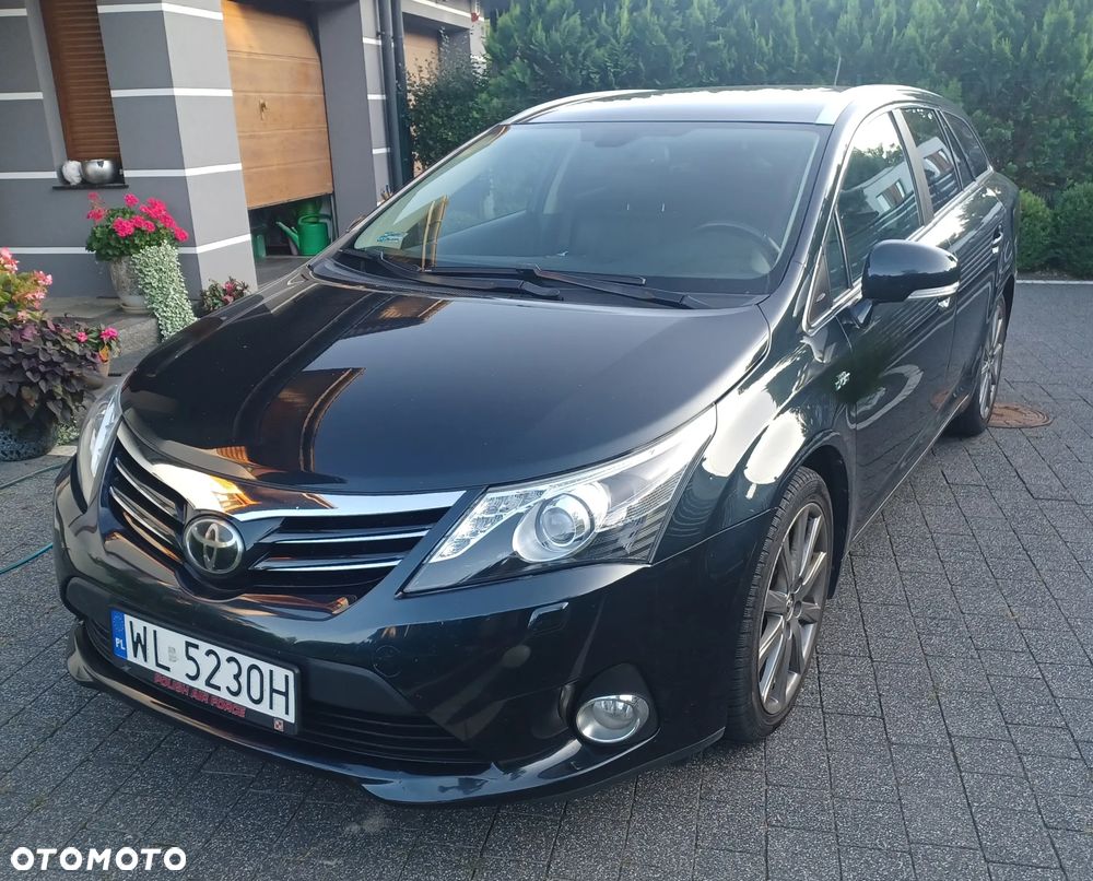 Toyota Avensis - 13