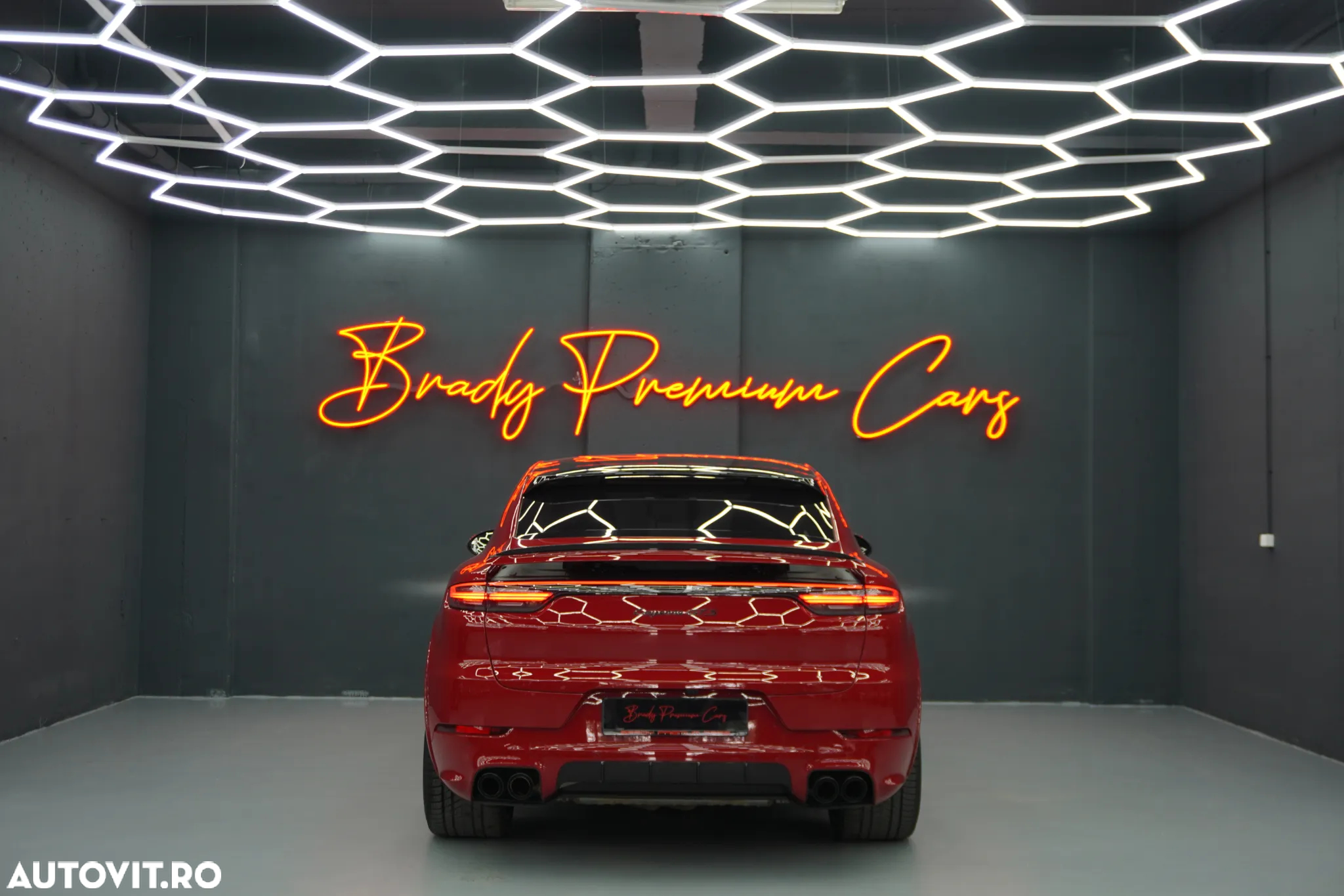 Porsche Cayenne Coupe GTS Tiptronic S - 4