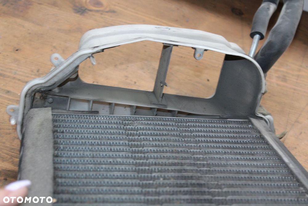 PAROWNIK KLIMATYZACJI AVENSIS VERSO EUROPA - 14