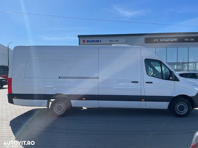 Mercedes-Benz Sprinter - 10