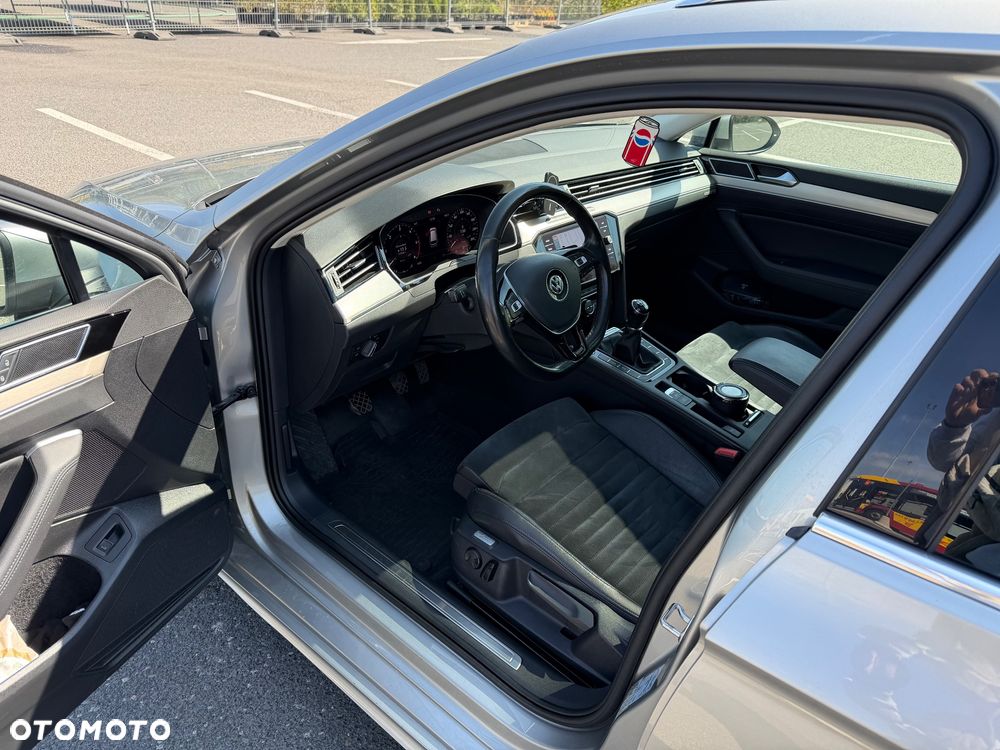 Volkswagen Passat 2.0 TDI SCR (BlueMotion Technology) 4Motion Highline - 7