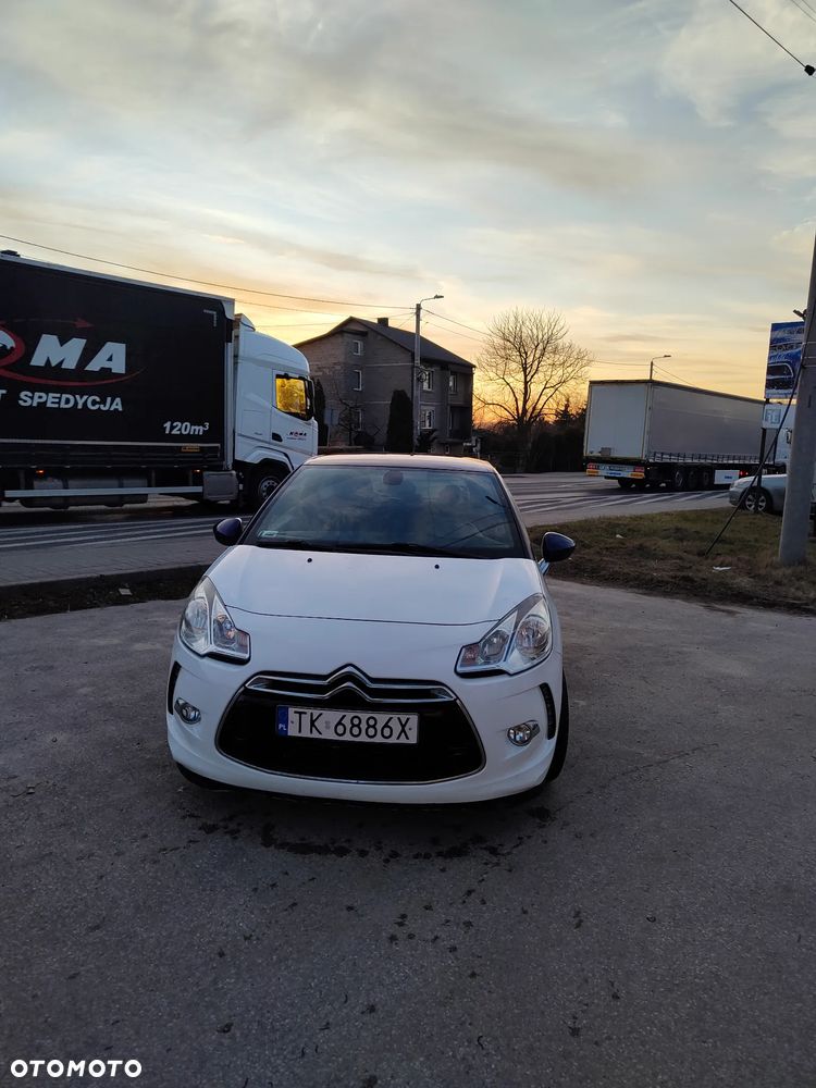 Citroën DS3 1.6 e-HDi SoChic - 3