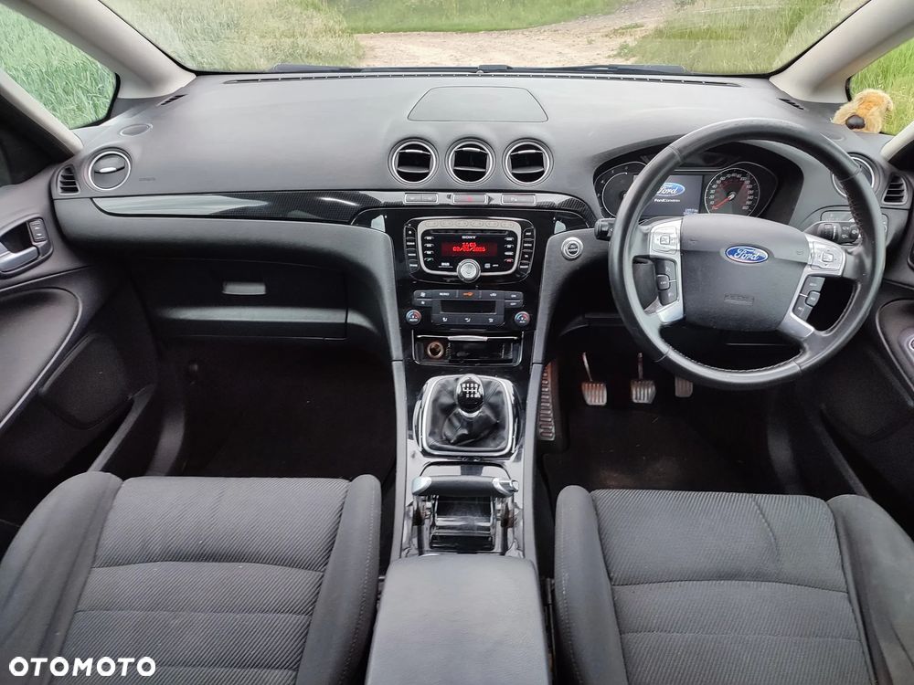 Ford S-Max - 30