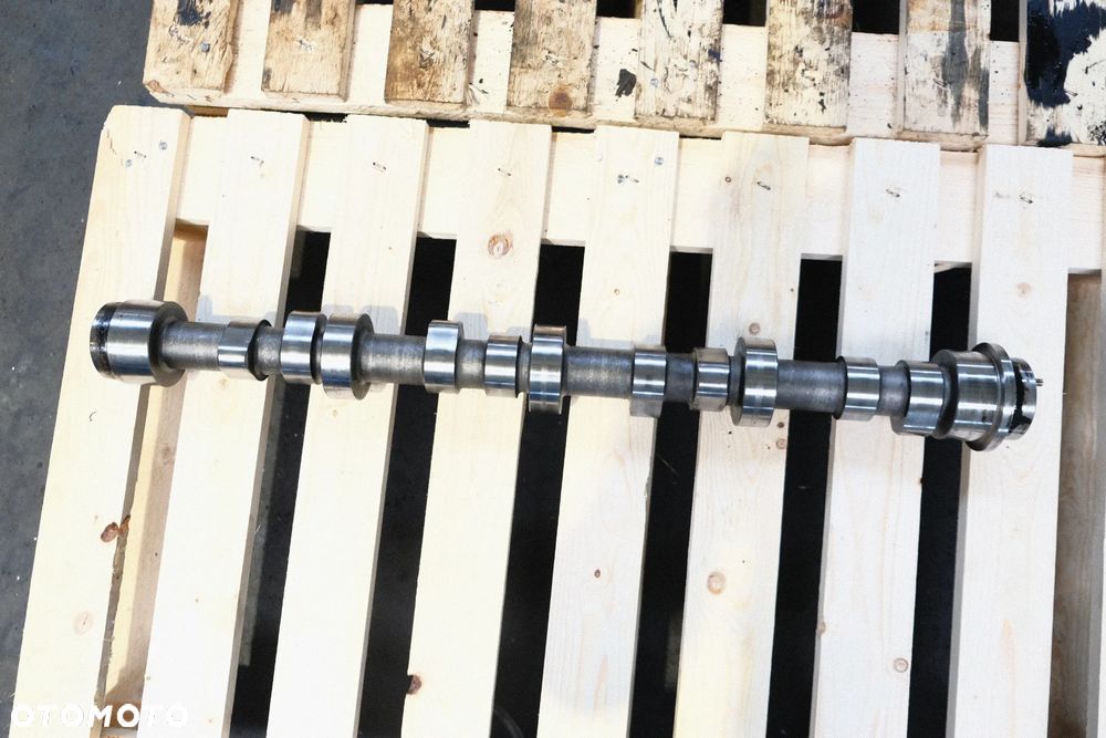 wałek rozrządu  liebherr D934 A7 kod 10127225, 7.014litra - 2